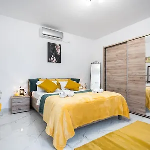 Monza Apartment-ultracentral Appartamento
